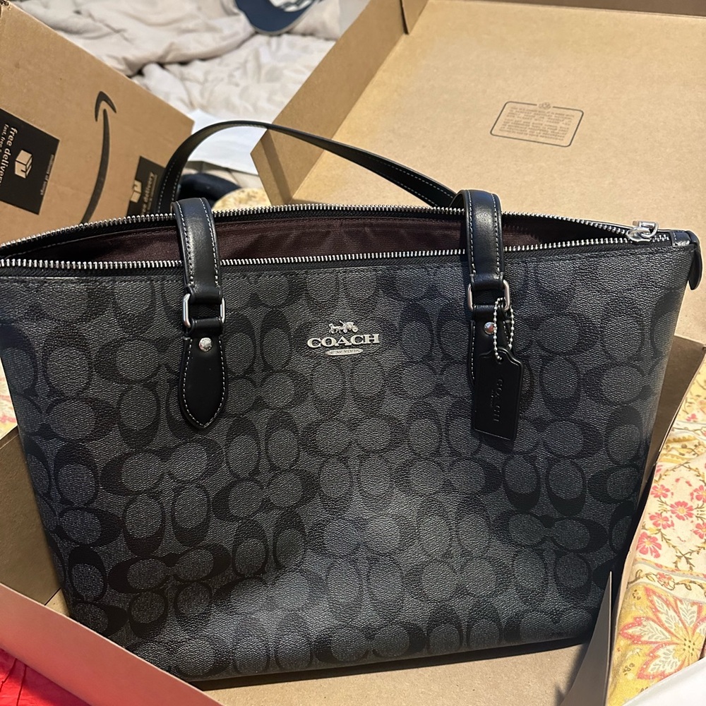 NWT Coach Graphite Black Signature Coated Canvas City Tote Shoulder Handbag